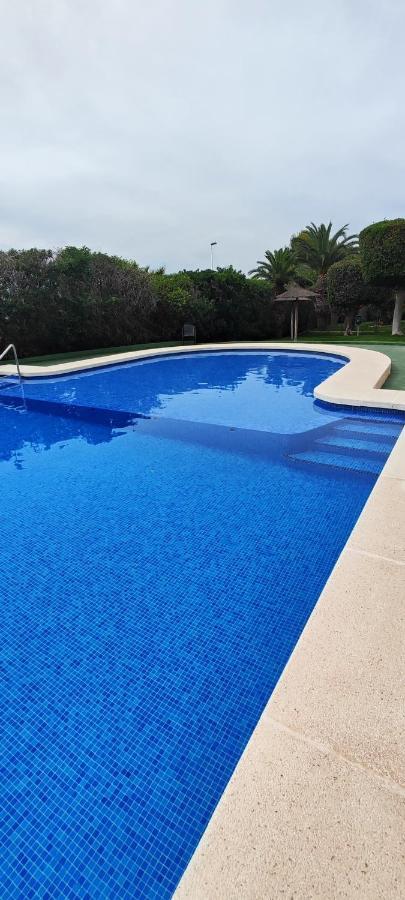 Parque Aromatico Con Dos Piscinas Apartment Торевиеха Екстериор снимка